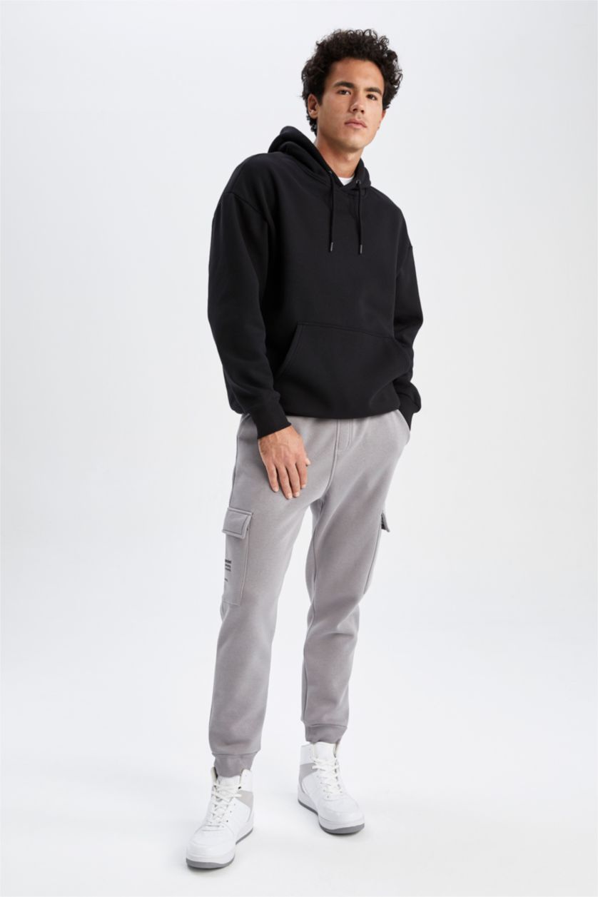 Man Grey Regular Fit Trousers