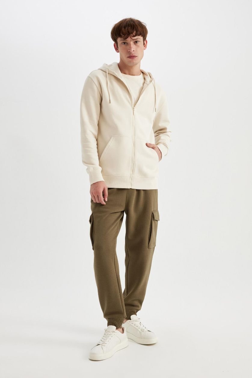 Ерлер хаки минималл қалыпты пішім риб хем Шалбар