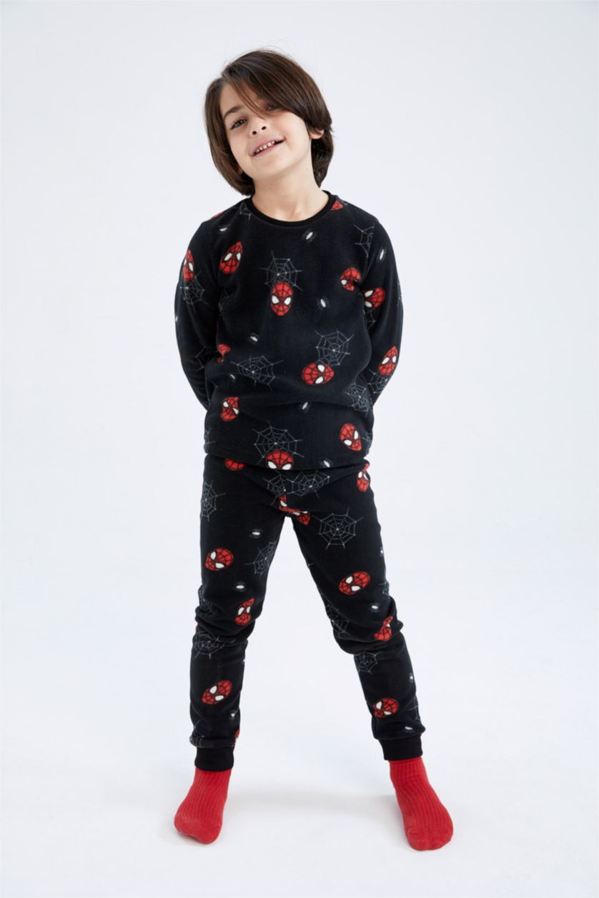 BOYS & TEENS Black Boy Marvel Spiderman Fleece Pajamas Set
