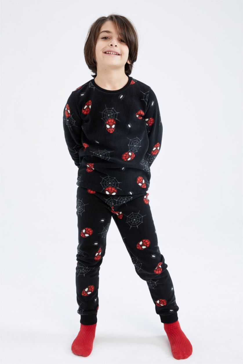 BOYS & TEENS Black Boy Marvel Spiderman Fleece Pajamas Set