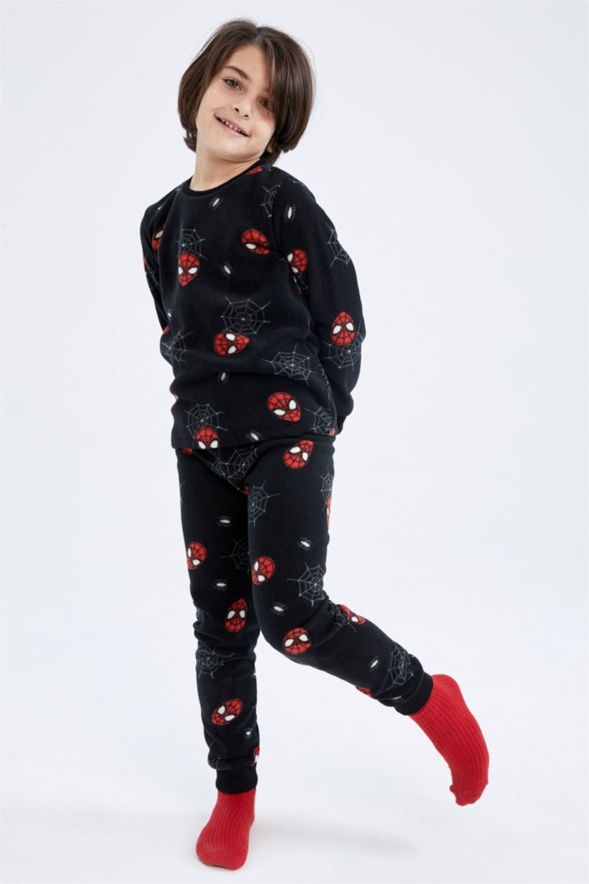 BOYS & TEENS Black Boy Marvel Spiderman Fleece Pajamas Set