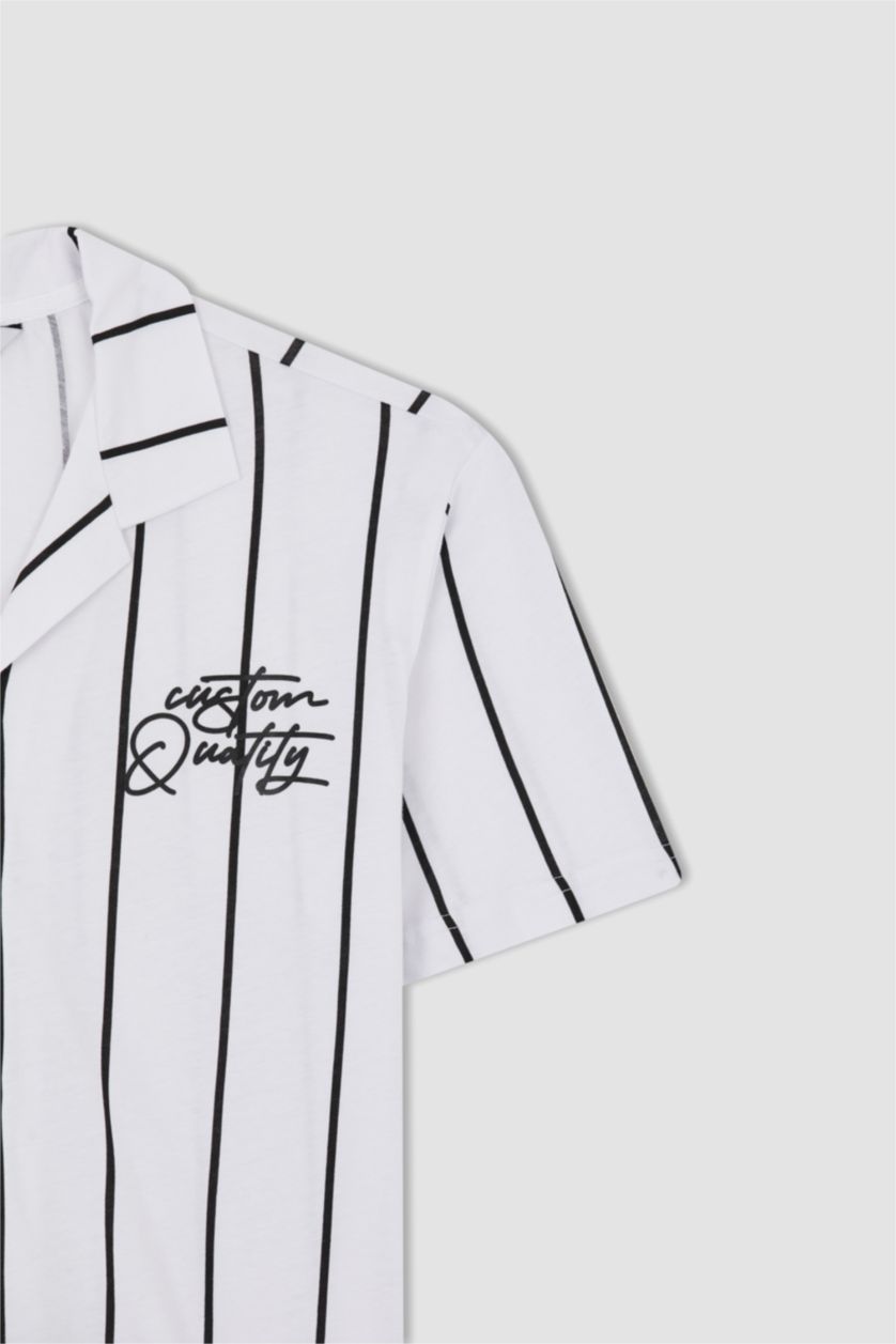 MAN White Regular Fit Apache Neck Printed Short Sleeve Shirt