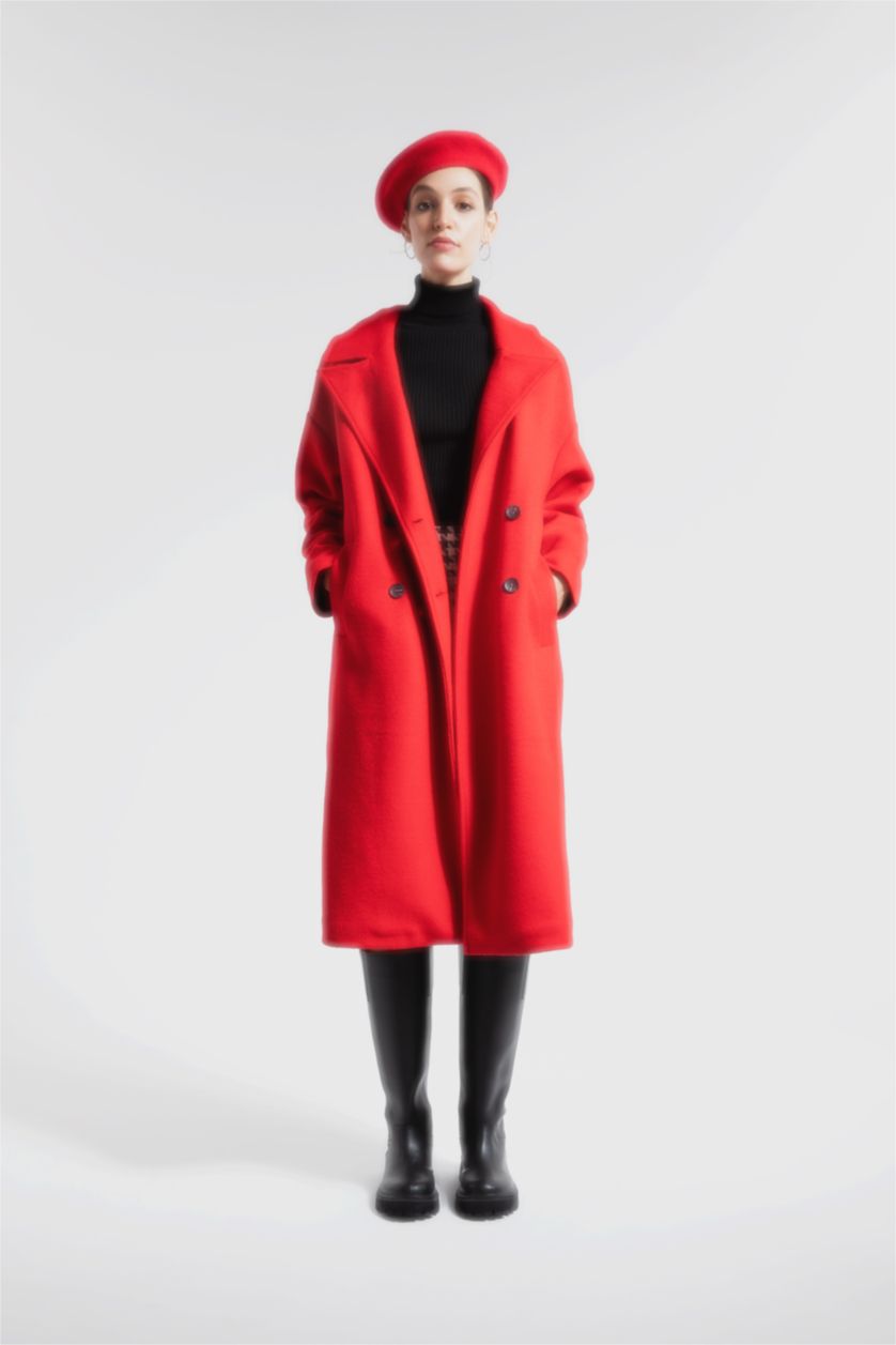 WOMAN Red Cachet