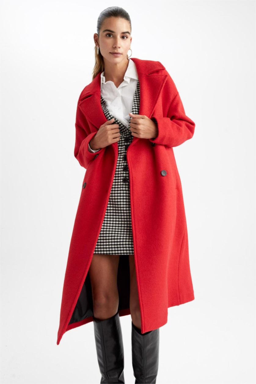 WOMAN Red Cachet