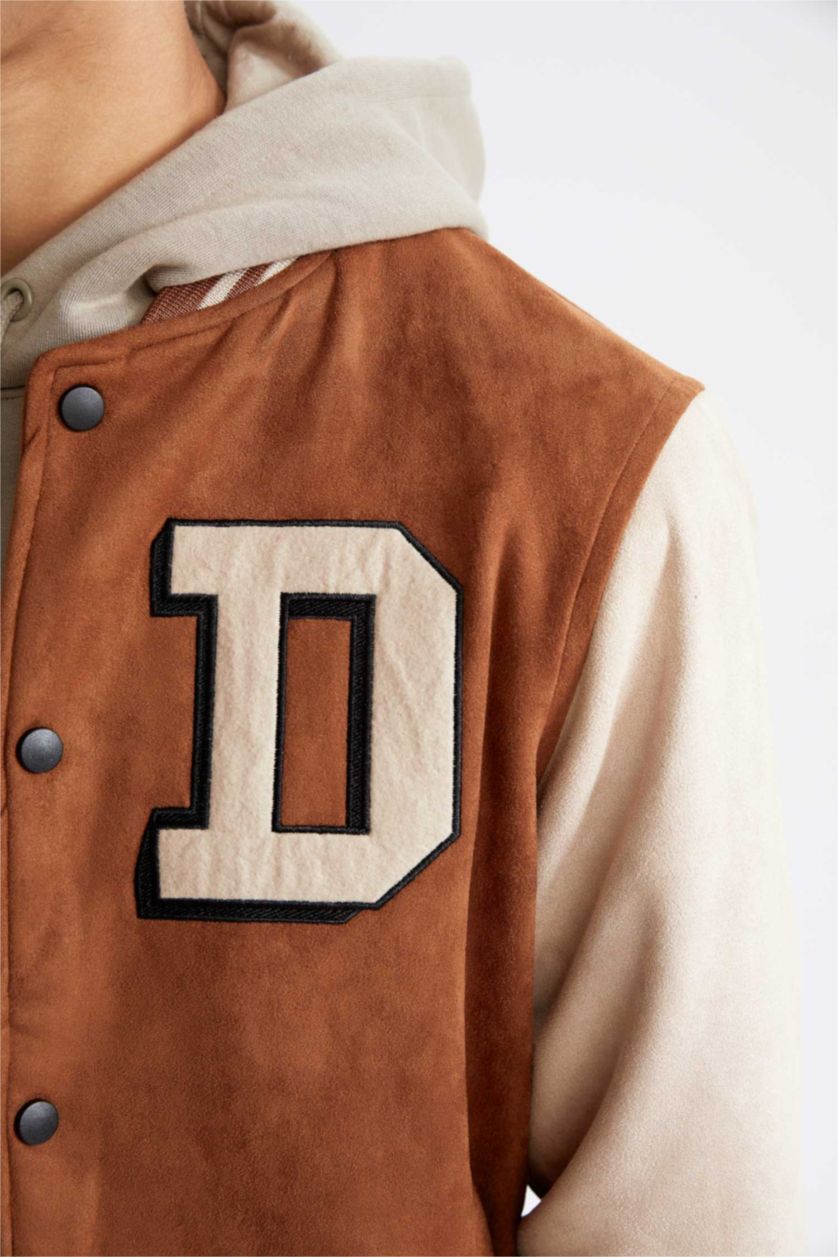 Erkek Camel Oversize Fit Kolej Yaka Nakışlı Çıtçıt Kapamalı Çift Cepli Mevsimlik Hafif İnce Süet Bomber Mont Ceket