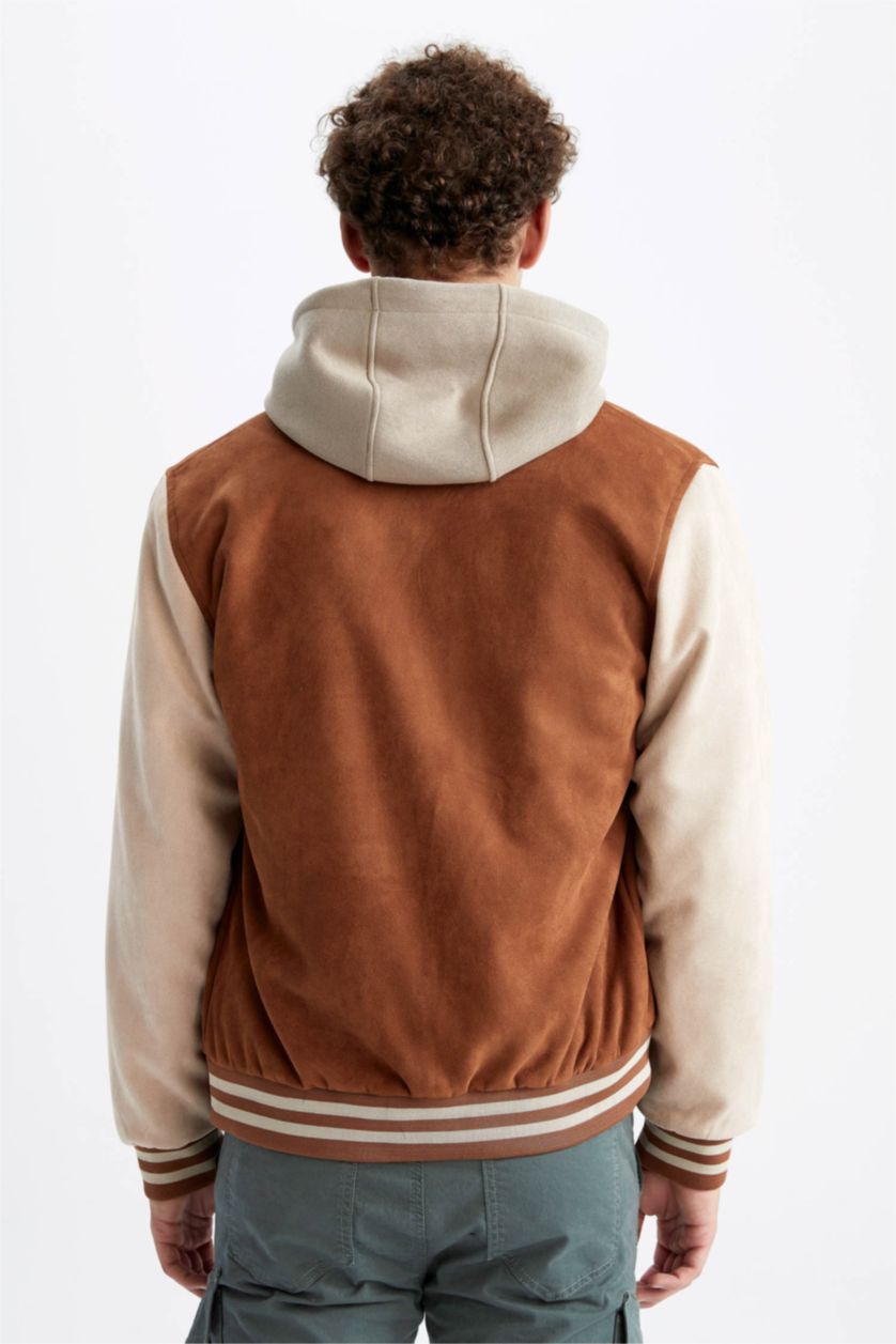 Erkek Camel Oversize Fit Kolej Yaka Nakışlı Çıtçıt Kapamalı Çift Cepli Mevsimlik Hafif İnce Süet Bomber Mont Ceket