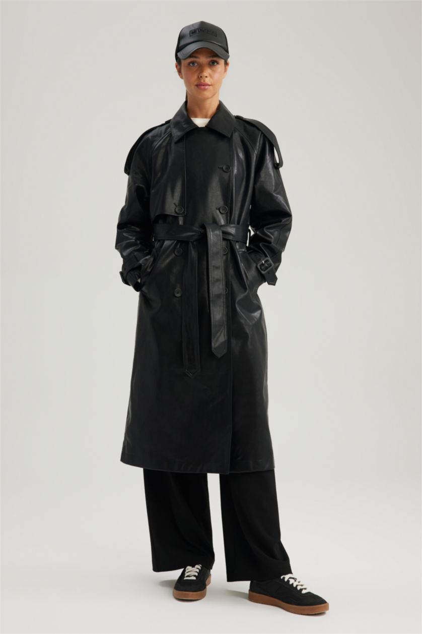 Kadın Siyah Su Geçirmez Regular Fıt Dokuma Trençkot