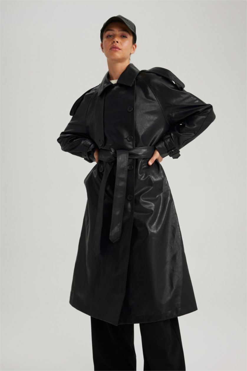 Kadın Siyah Su Geçirmez Regular Fıt Dokuma Trençkot