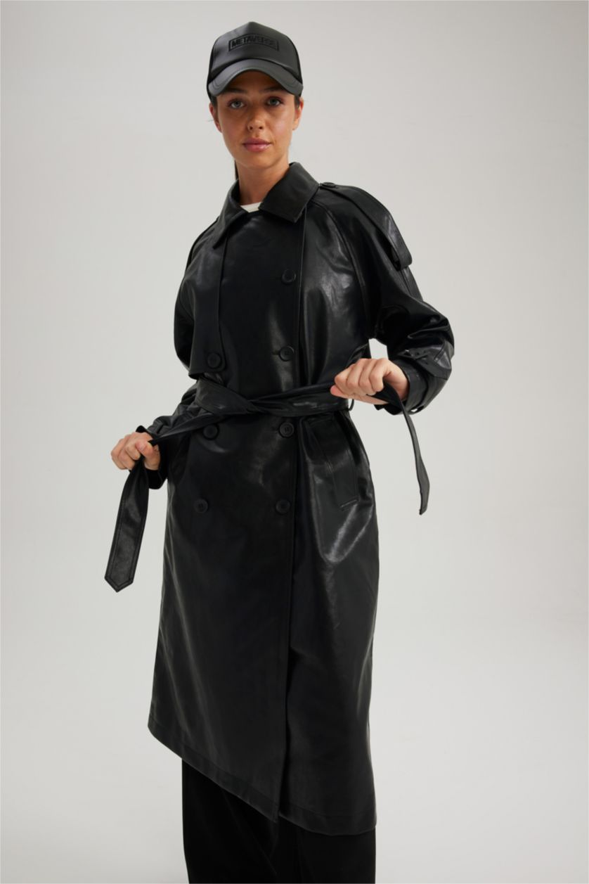 Kadın Siyah Su Geçirmez Regular Fıt Dokuma Trençkot