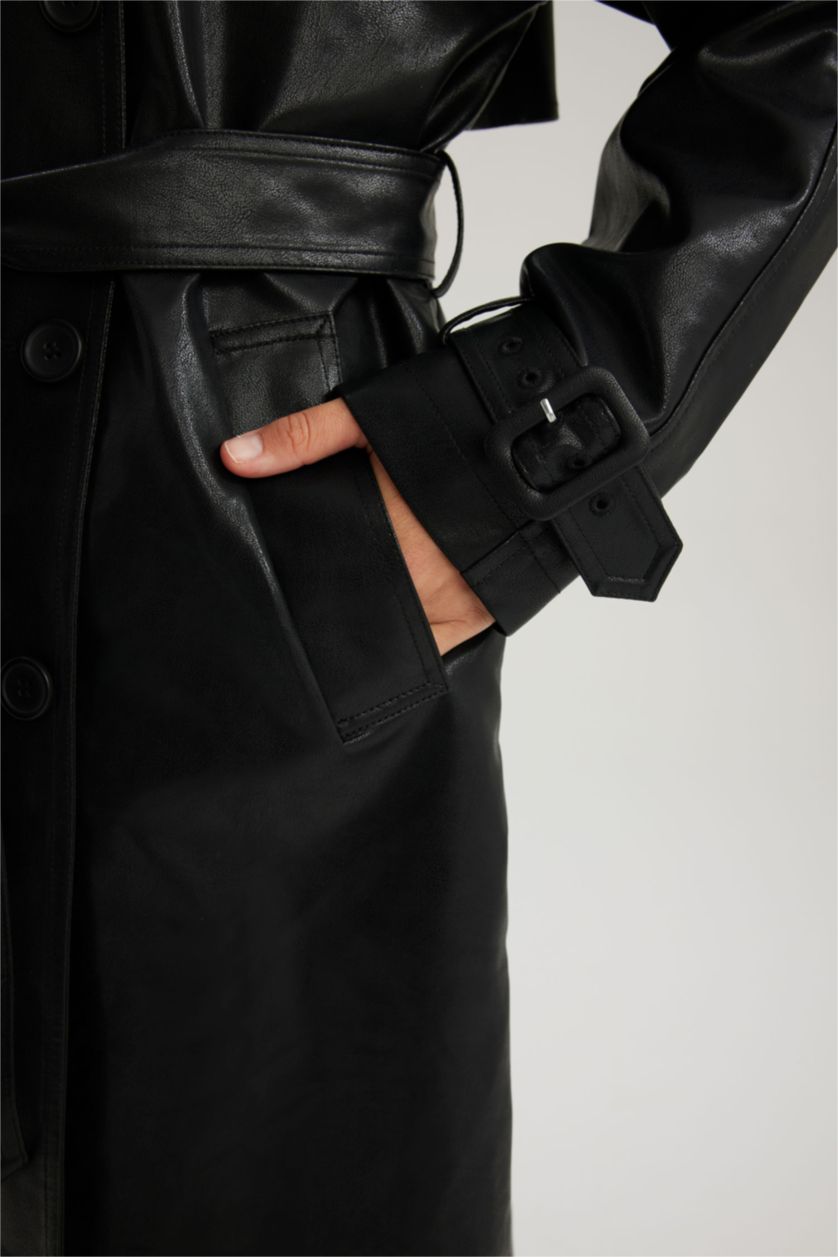 Kadın Siyah Su Geçirmez Regular Fıt Dokuma Trençkot