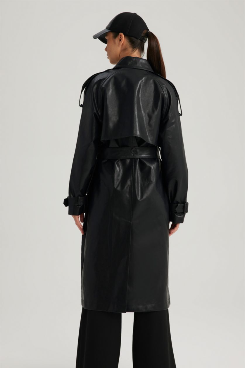 Kadın Siyah Su Geçirmez Regular Fıt Dokuma Trençkot