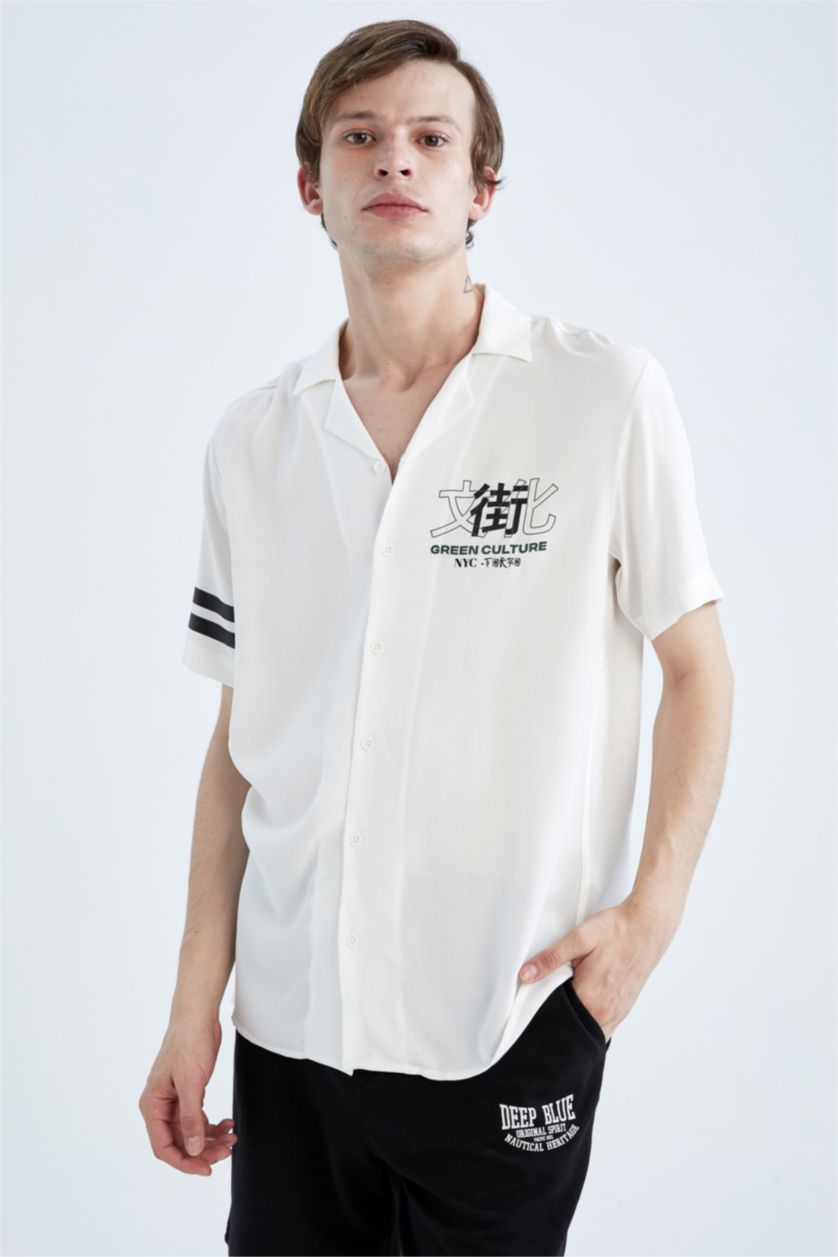 رجال بيج فاتح قميص بأكمام قصيرة فيسكوز بقصة عادية ياقة جاكيت