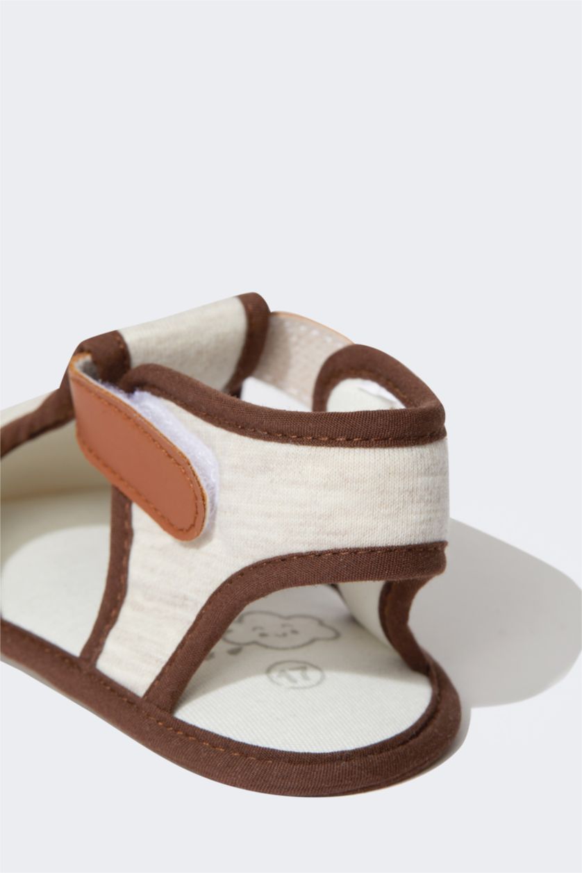 BÉBÉ GARÇON Beige Sandales velcro à semelle plate pour bébé garçon