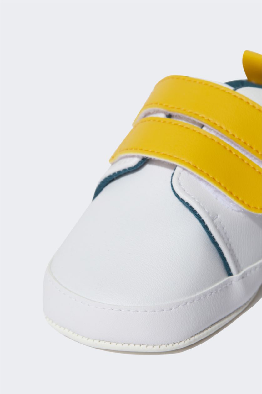 BABY BOY GOLD Baby Boy Flat Sole Sneaker