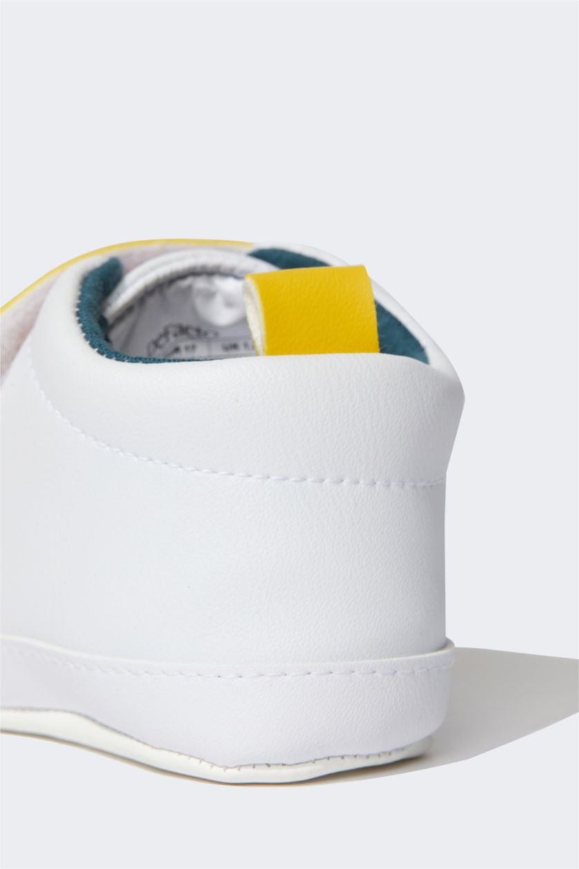 BABY BOY GOLD Baby Boy Flat Sole Sneaker