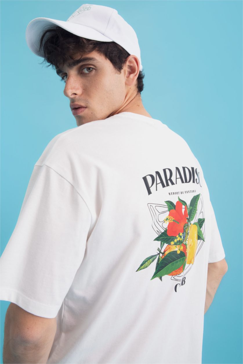 Man White Oversize Fit Crew Neck Short Sleeve T-Shirt