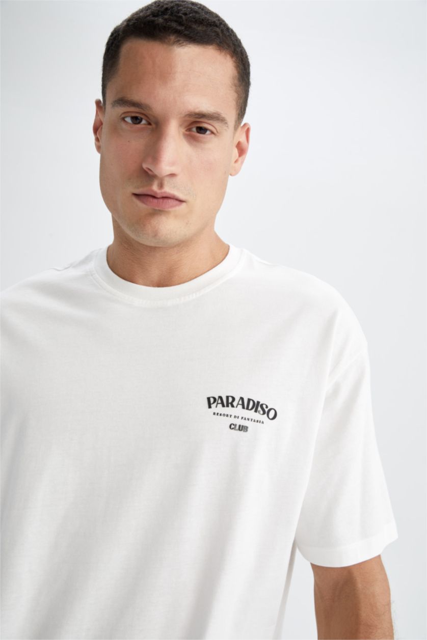 Man White Oversize Fit Crew Neck Short Sleeve T-Shirt