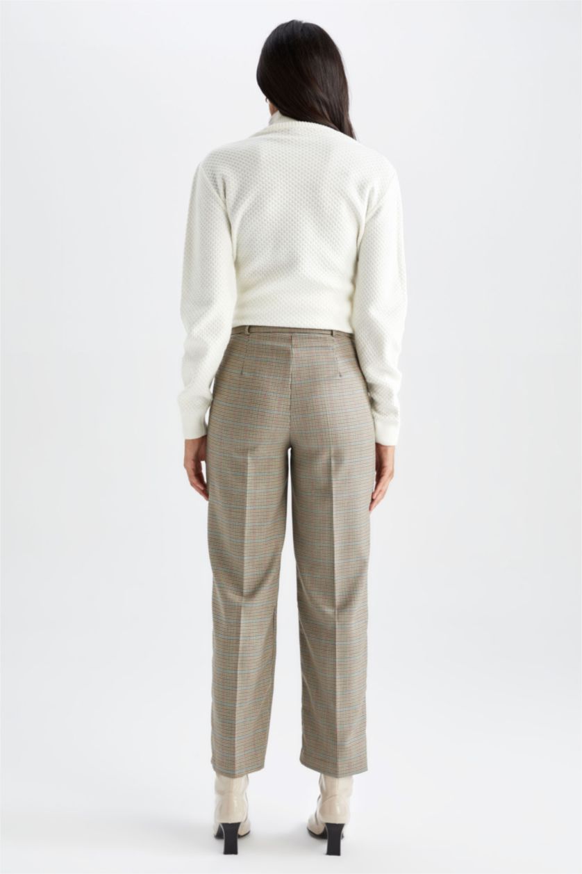 نساء بني فاتح Straight Fit Trousers