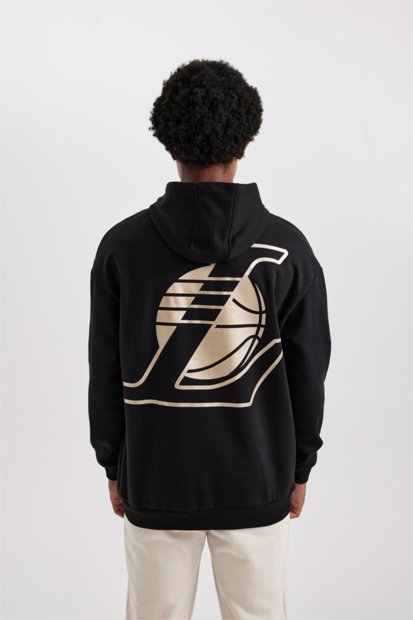 MAN Black Comfort Fit NBA Los Angeles Lakers Licensed Sweatshirt