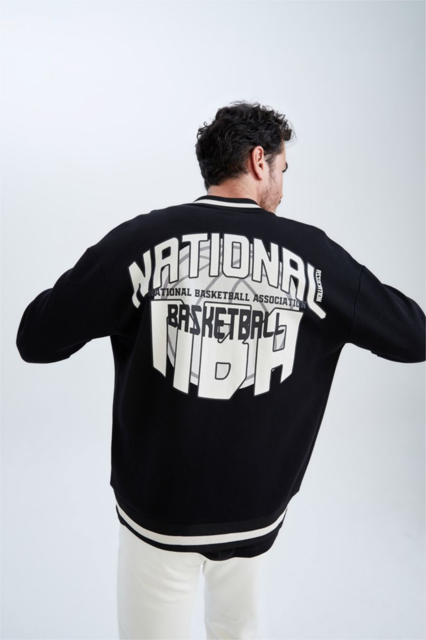 MAN Black College Collar Thick Sweatshirt Fabric Soft Hairy Inside NBA Licensed Cardigan