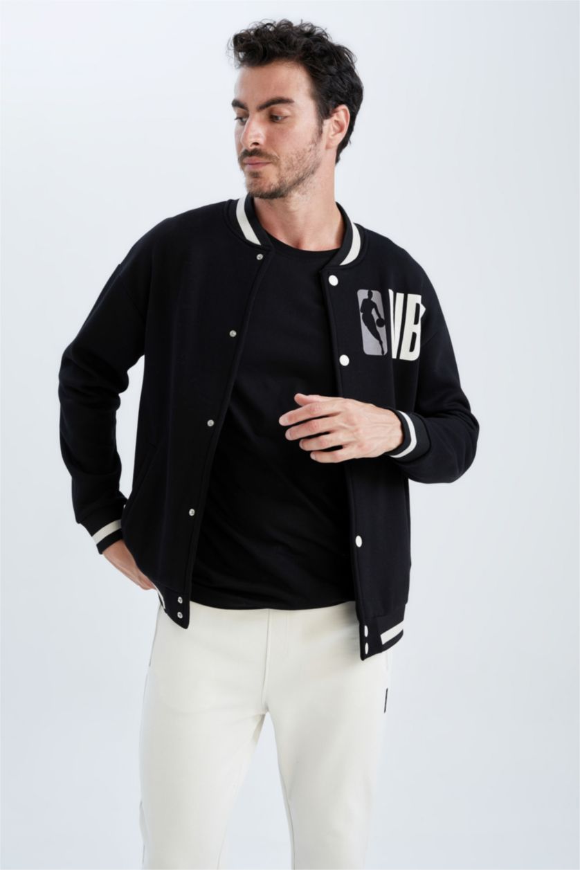 MAN Black College Collar Thick Sweatshirt Fabric Soft Hairy Inside NBA Licensed Cardigan