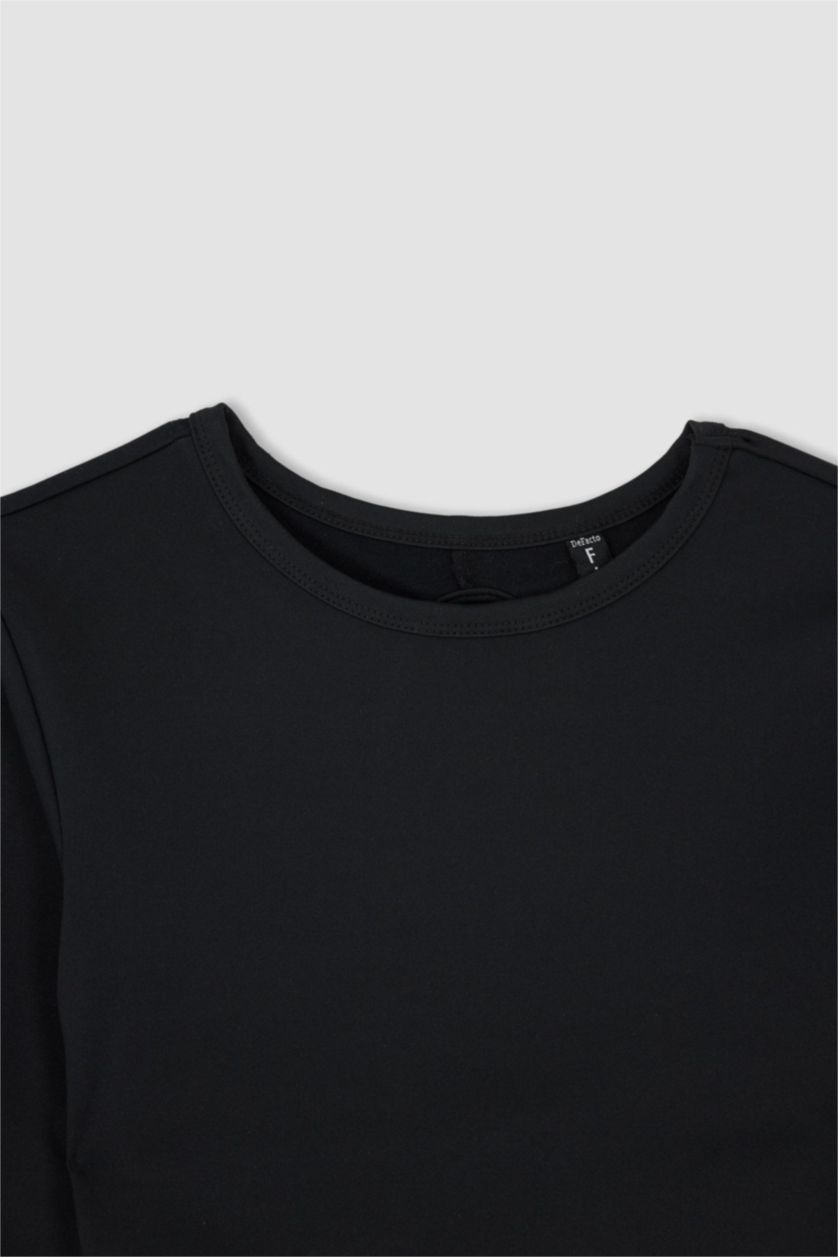 WOMAN Black Defacto Fit Slim Fit Crew Neck Low Cut Back Soft Feather Long Sleeve Crop Top T-Shirt