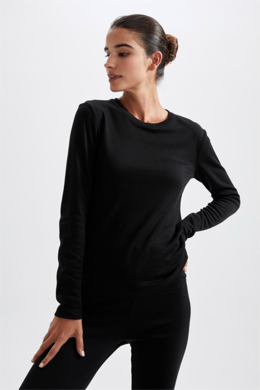 FEMME Noir Slim Fit Thermal Knitted Tops
