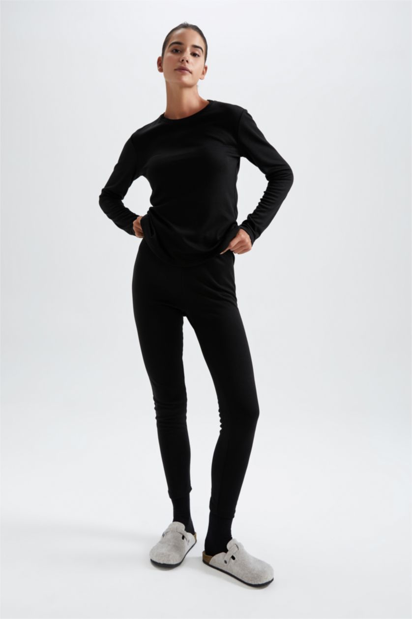 FEMME Noir Slim Fit Thermal Knitted Tops