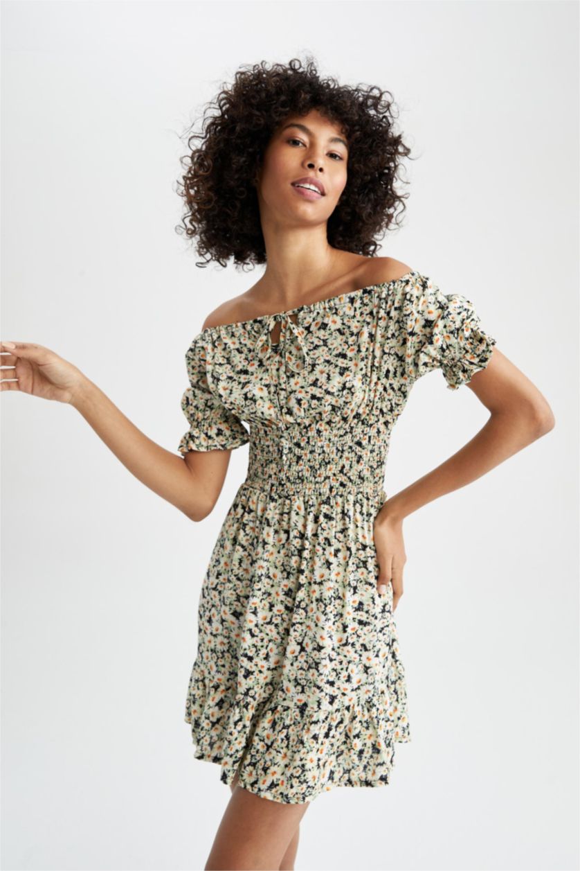 Woman Ecru Patterned Carmen Collar Guipede Viscose Midi Dress