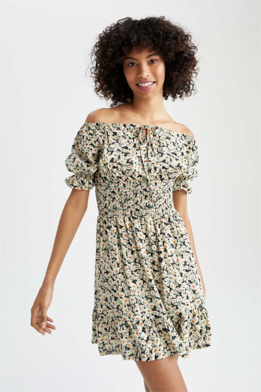 Woman Ecru Patterned Carmen Collar Guipede Viscose Midi Dress