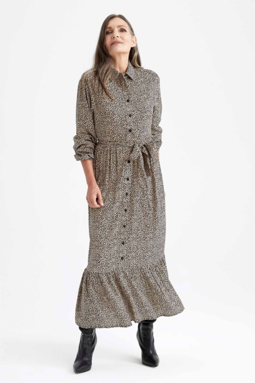 Kadın Açık Bej Gömlek Yaka Leopar Desenli Maxi Uzun Kollu Elbise