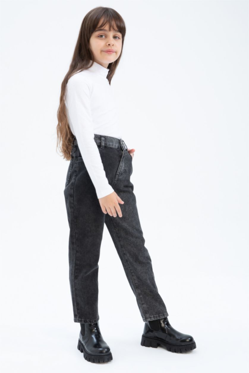 GIRLS & TEENS Black Girl Mom Fit Jeans