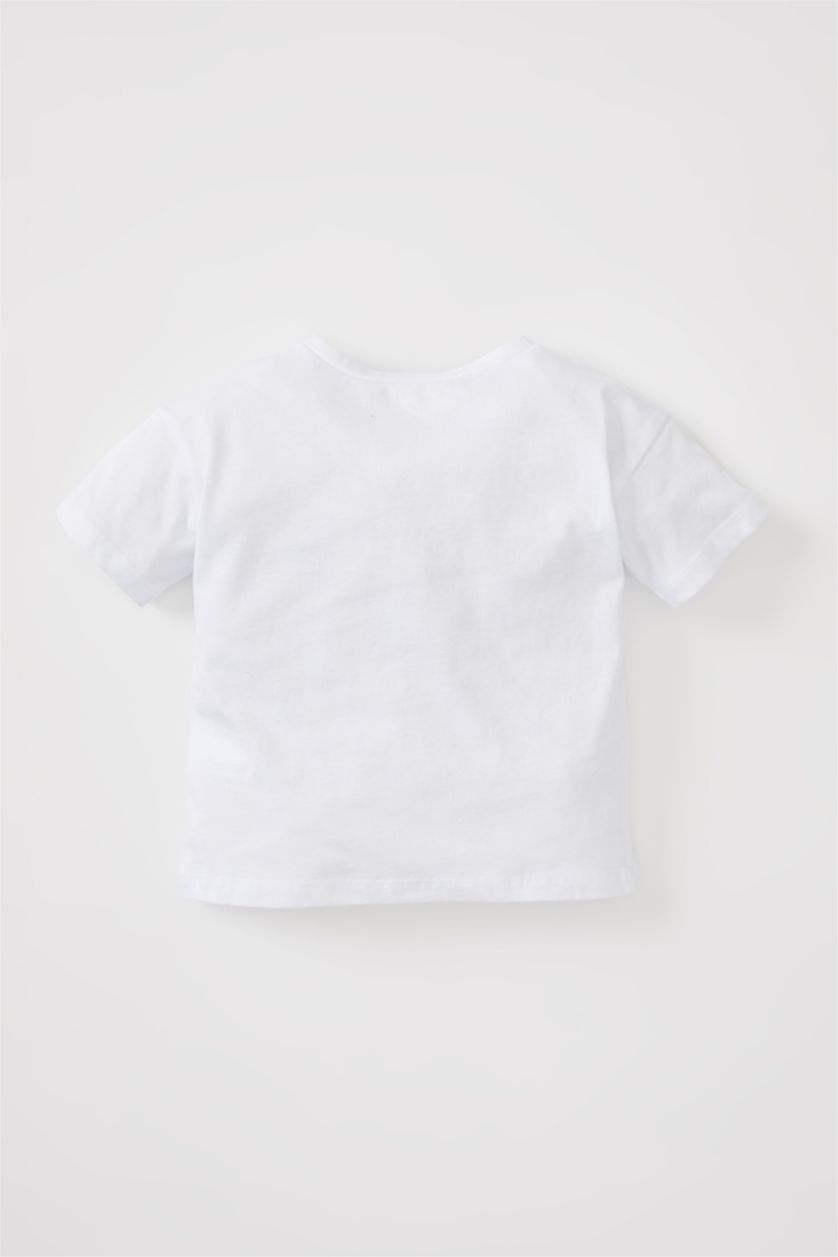 BABY BOY White تيشيرت نص كم قصة عادية
