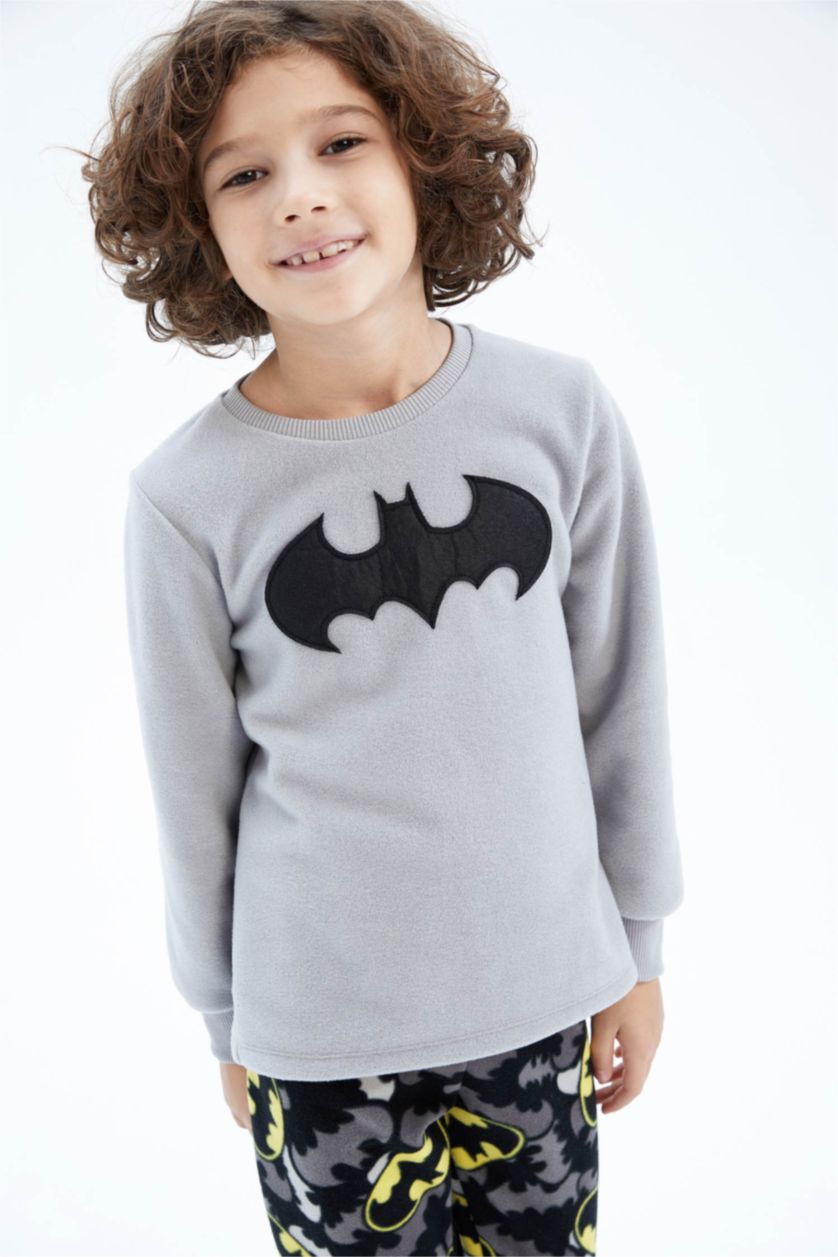 BOYS & TEENS Light Grey 2 piece Regular Fit Batman Licence Knitted Pyjamas