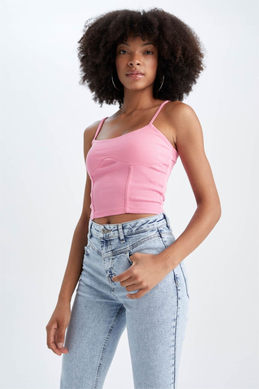 Pink Woman Slim Fit Camisole V-Neck Tank Top 2631402 | DeFacto