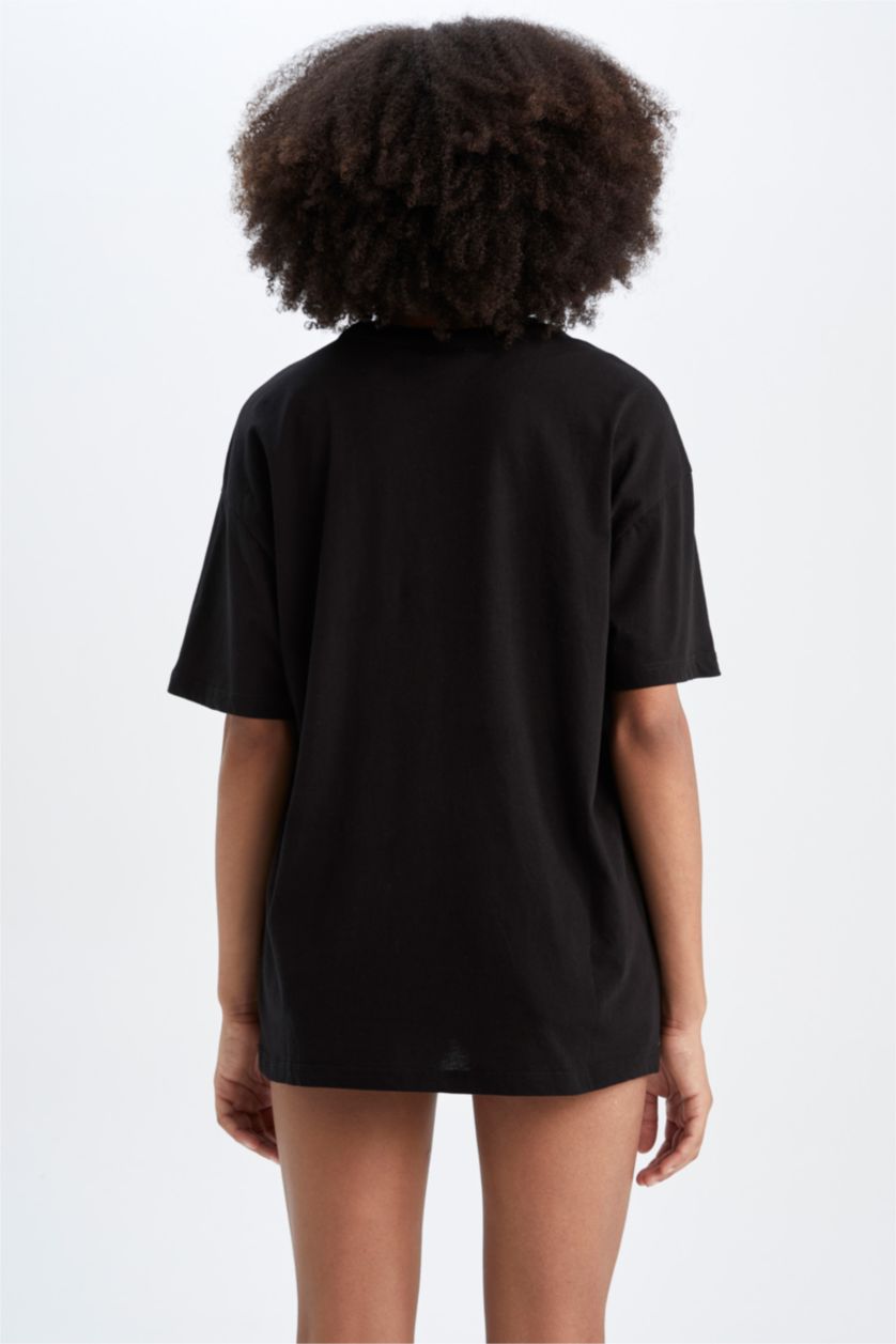 Women Black Oversize Fit Short Sleeve T-Shirt