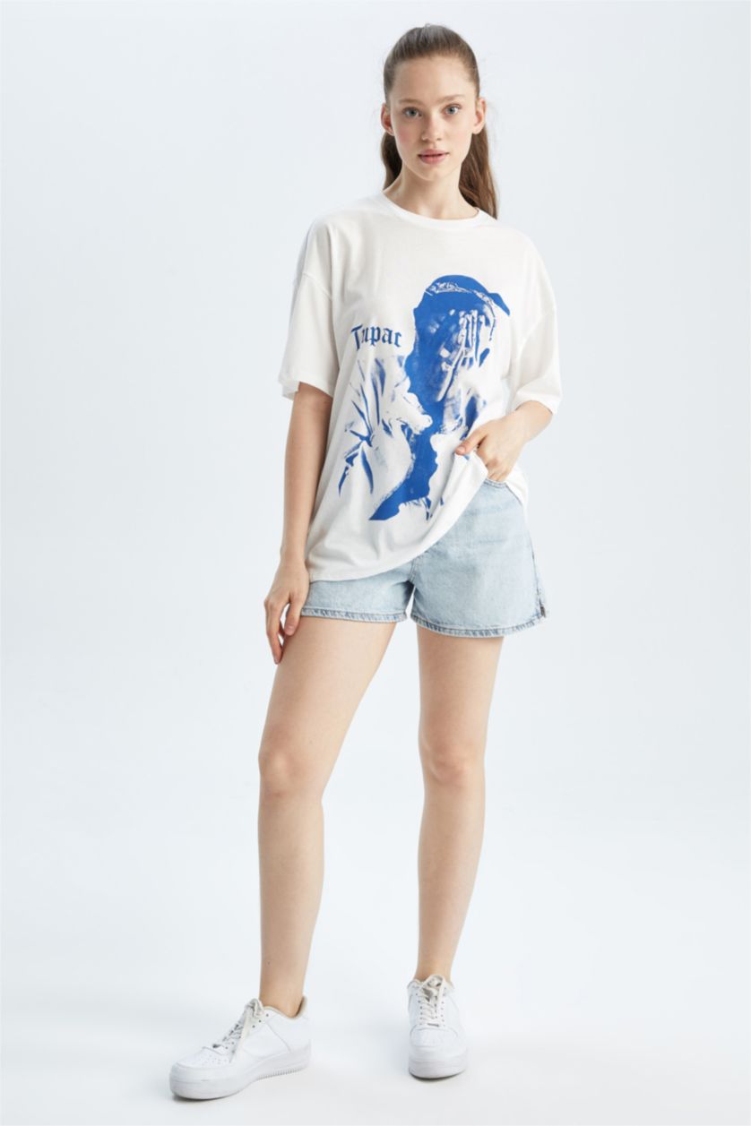 WOMAN White Coool Tupac Shakur Licensed Oversize Fit Short Sleeve T-Shirt