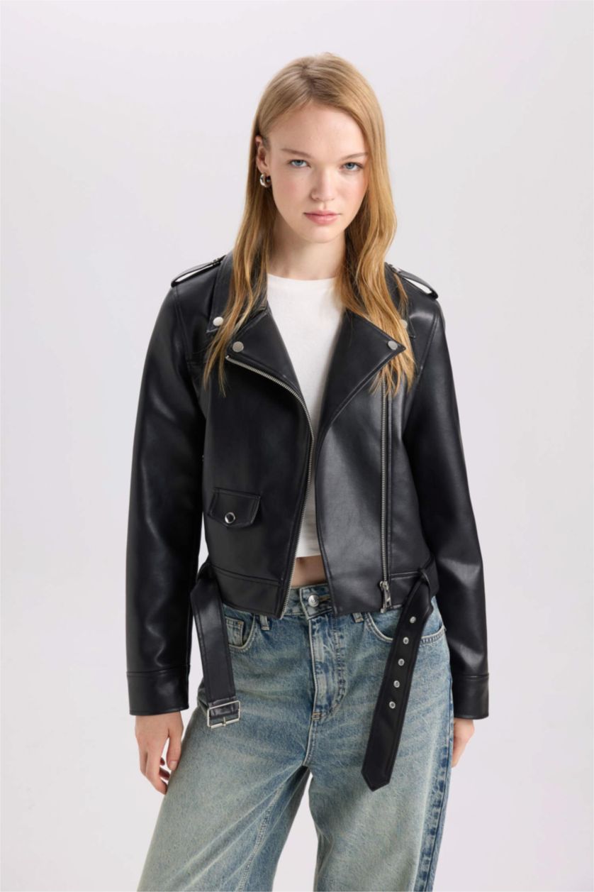 Kadın Siyah Su Geçirmez Crop Biker Ceket Suni Deri Kruvaze Yaka Fermuarlı Cepli Kemerli Mevsimlik