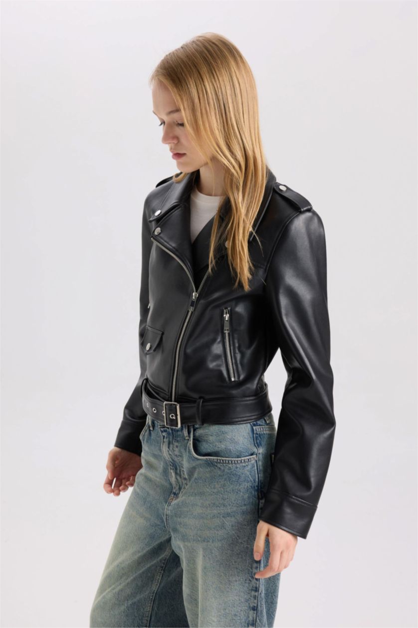 Kadın Siyah Su Geçirmez Crop Biker Ceket Suni Deri Kruvaze Yaka Fermuarlı Cepli Kemerli Mevsimlik