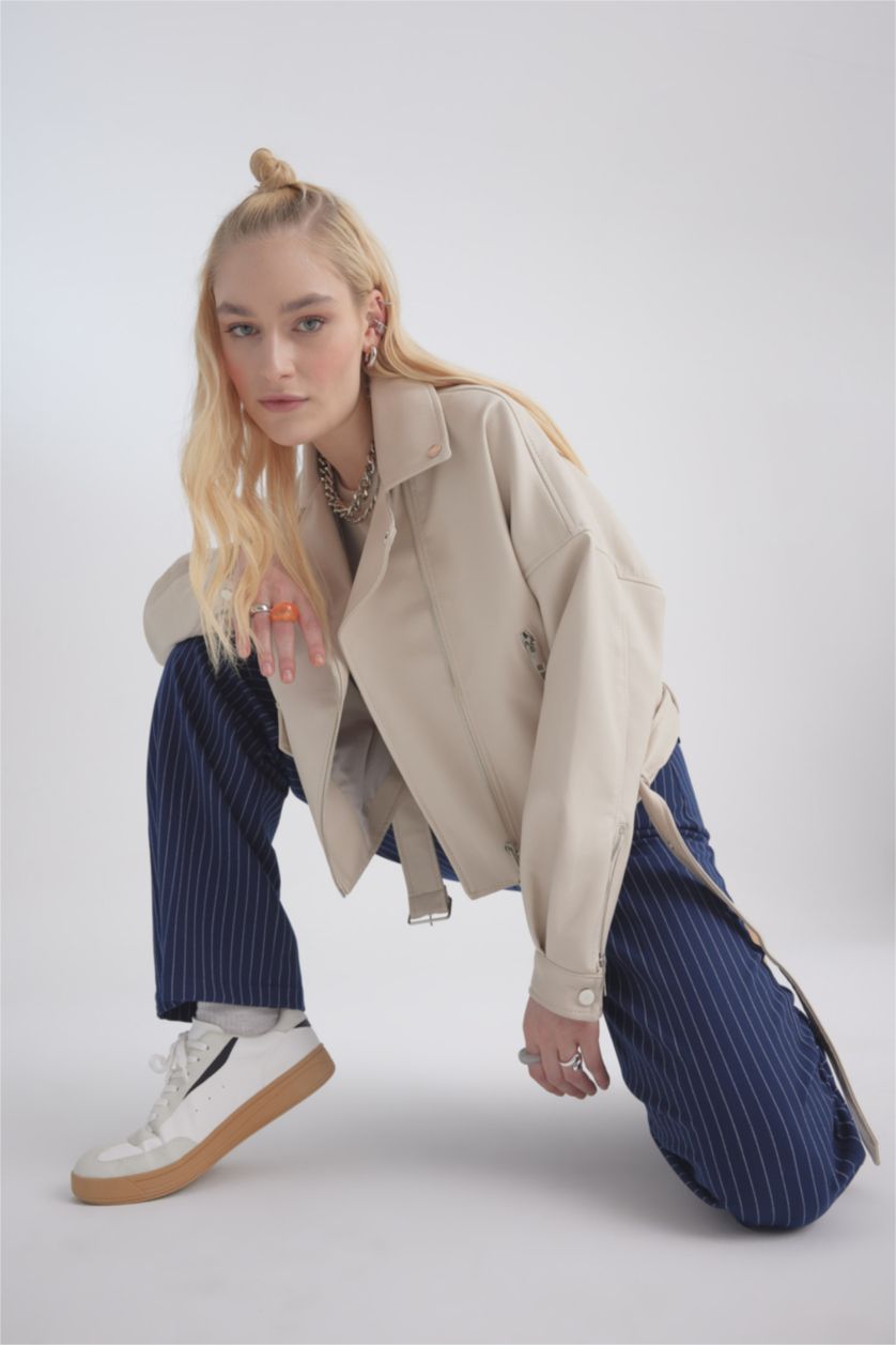 نساء بيج فاتح Faux Leather Jacket