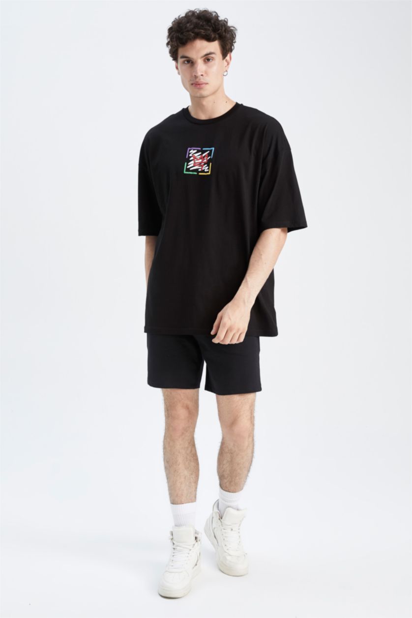 Мужчины Черный Футболка кроп с круглым вырезом с принтом