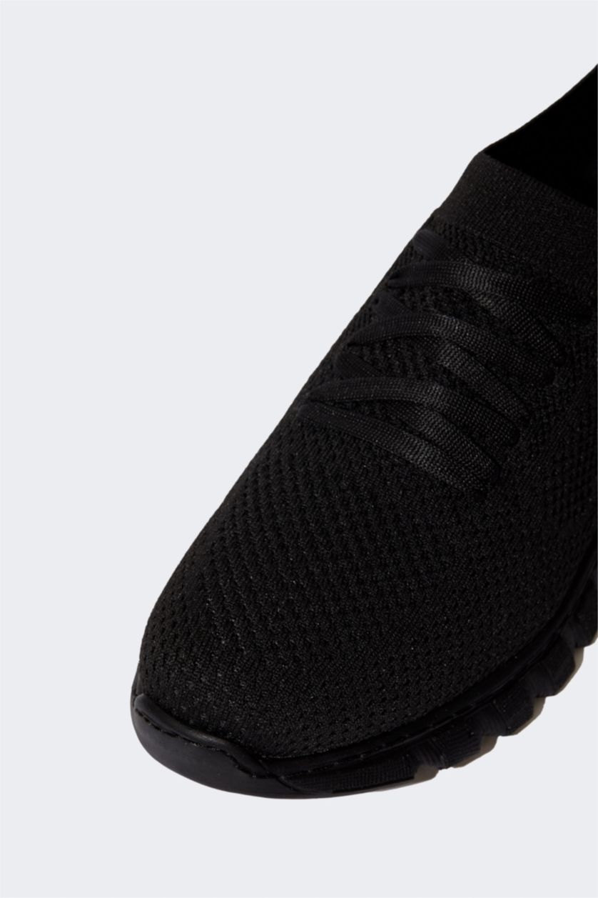 WOMAN Black Woman Serrated Sole Sport shoes