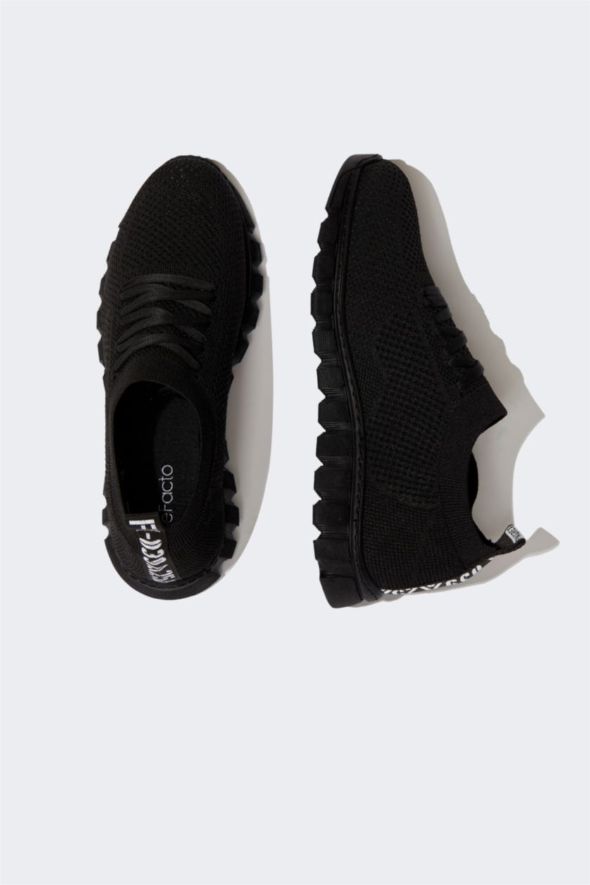 WOMAN Black Woman Serrated Sole Sport shoes