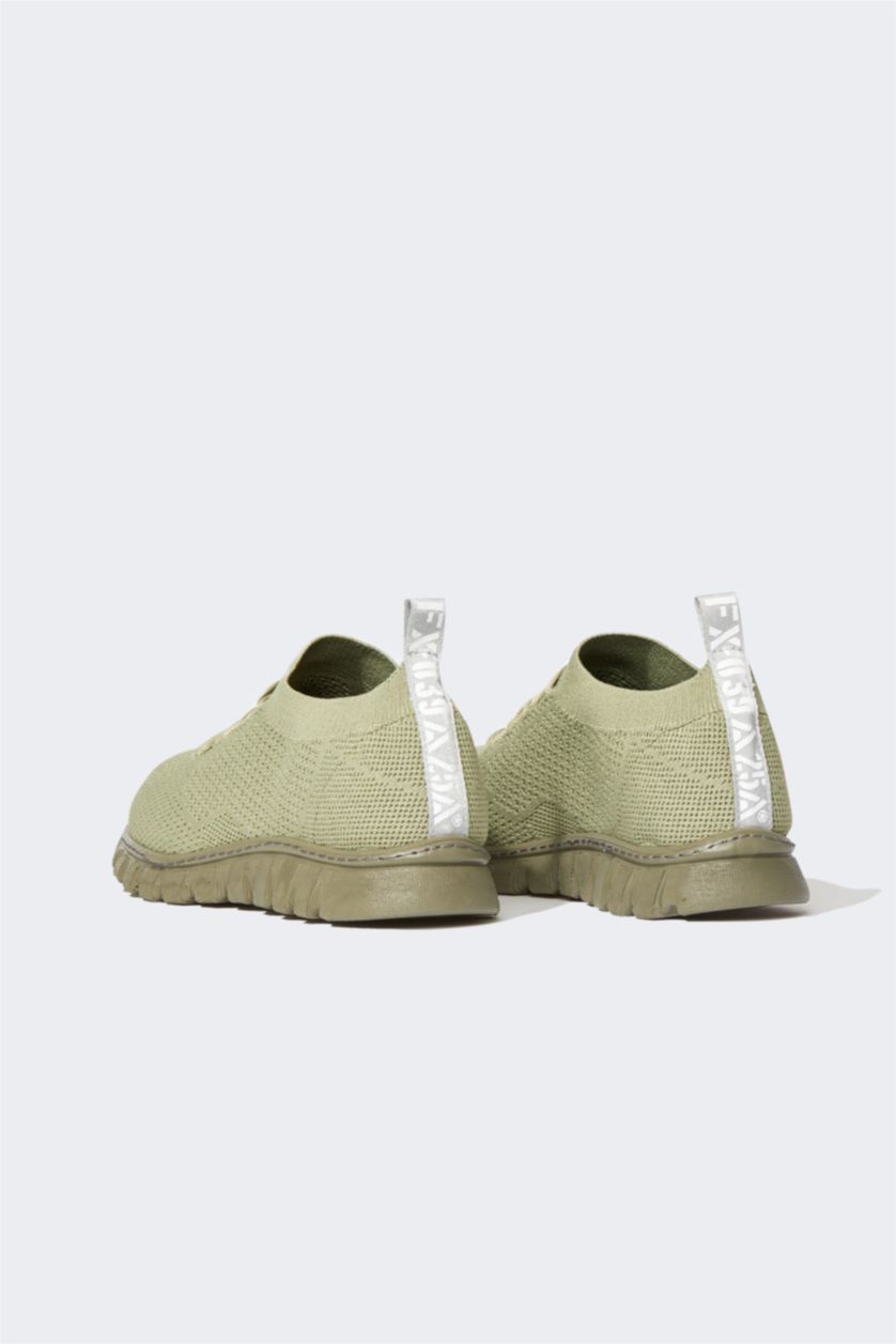 نساء كاكي حذاء رياضي برباط