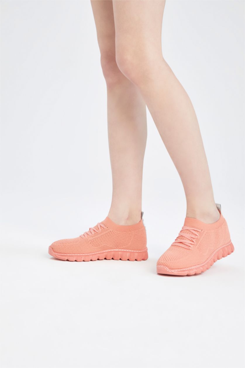 نساء برتقالي حذاء رياضي نسائي برباط