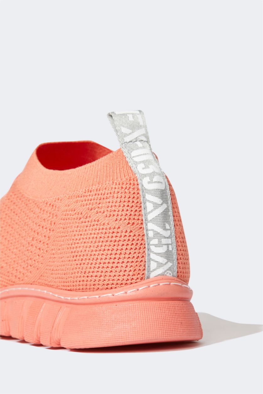 نساء برتقالي حذاء رياضي نسائي برباط