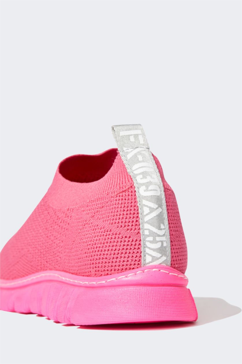Woman Dark Pink Woman Serrated Sole Sport shoes