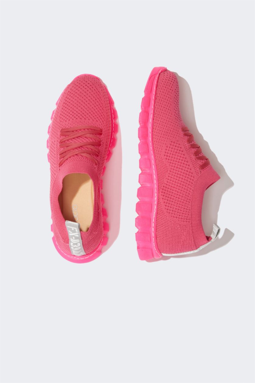 Woman Dark Pink Woman Serrated Sole Sport shoes