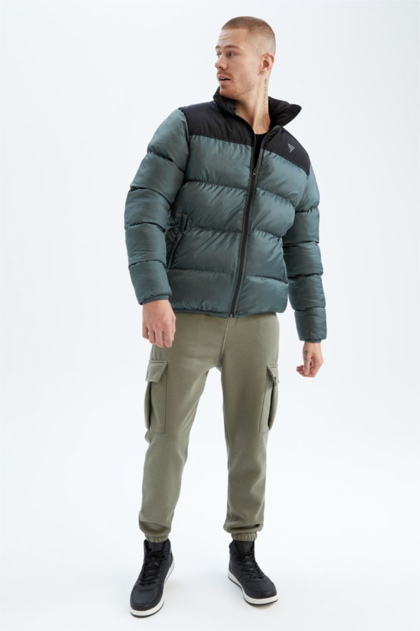 Erkek Yeşil Su İtici Rüzgar Geçirmez DeFactoFit Oversize Fit Dik Yaka Mont