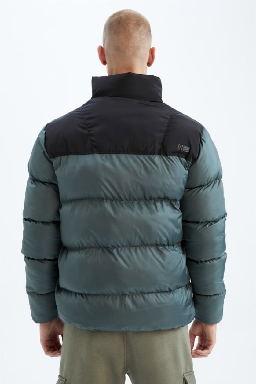 Erkek Yeşil Su İtici Rüzgar Geçirmez DeFactoFit Oversize Fit Dik Yaka Mont